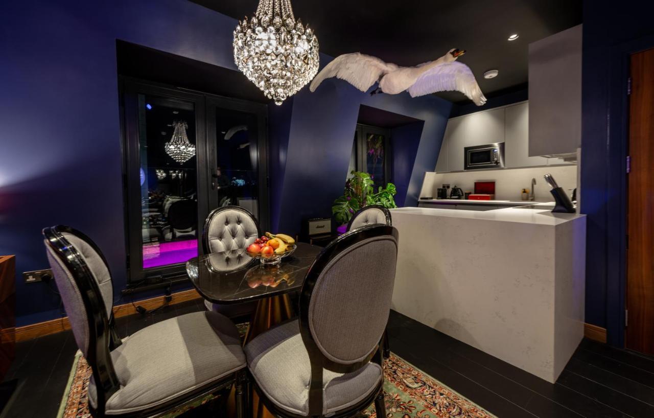 Hux Penthouse